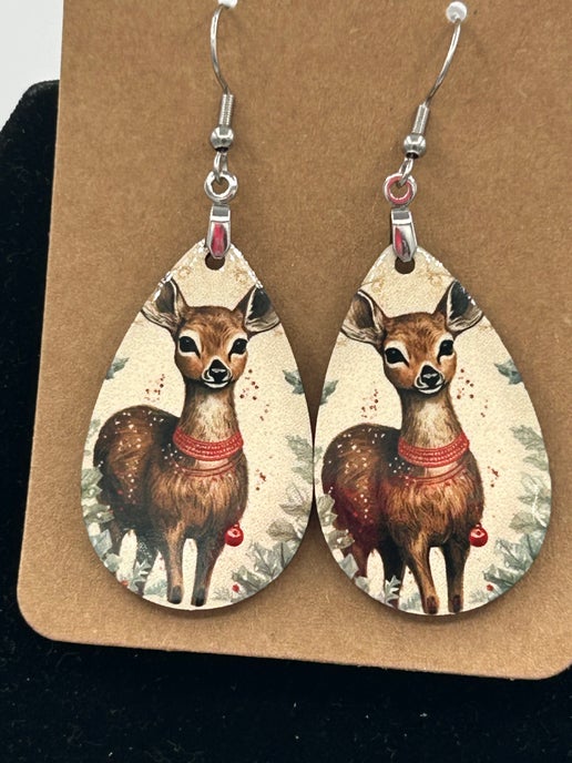 Animal Themed Teardrop Shaped Earrings