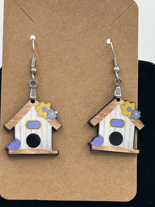 Birdhouse Shaped Earring