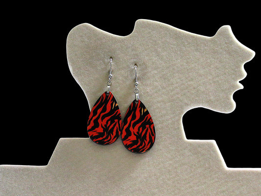 Animal Themed Teardrop Shaped Earrings