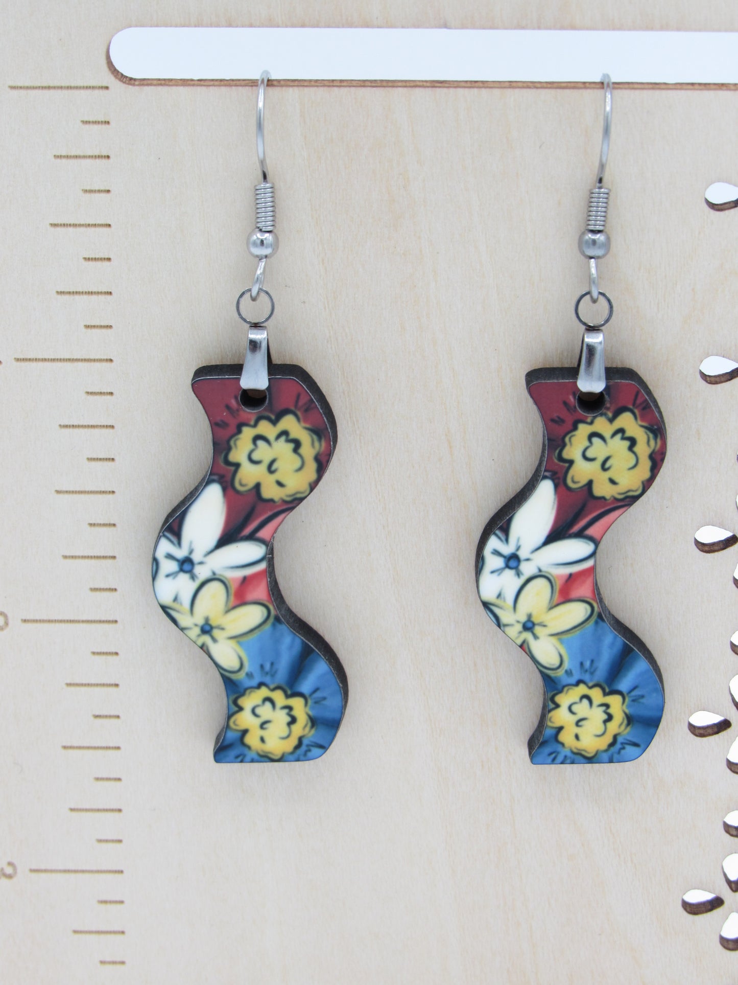Floral Curvy Sublimation Earrings, Wavy MDF Wood Dangle Earrings, 1.5 Inch Botanical Flower Jewelry