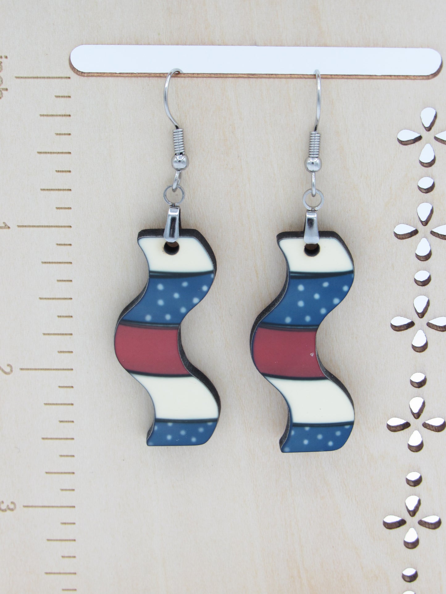 Floral Curvy Sublimation Earrings, Wavy MDF Wood Dangle Earrings, 1.5 Inch Botanical Flower Jewelry