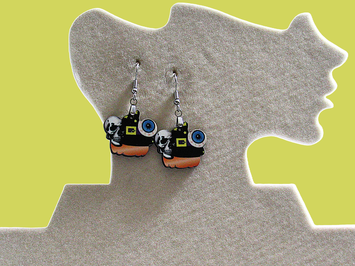 Pumpkin Shaped Witch Earring 1 inch