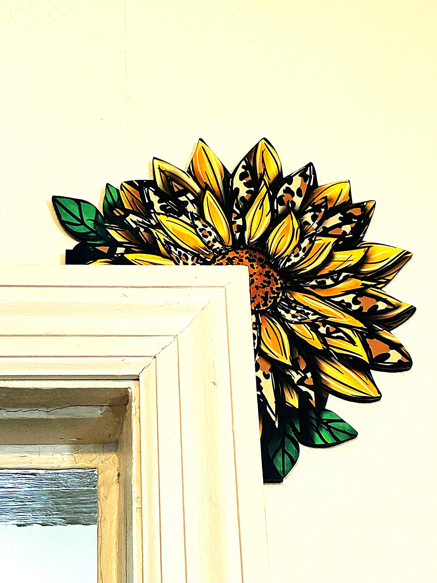 Sunflower Shaped Sublimated Corner Sitter