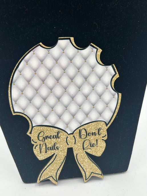 Round with Bow Shaped Nail Photo Prop MDF