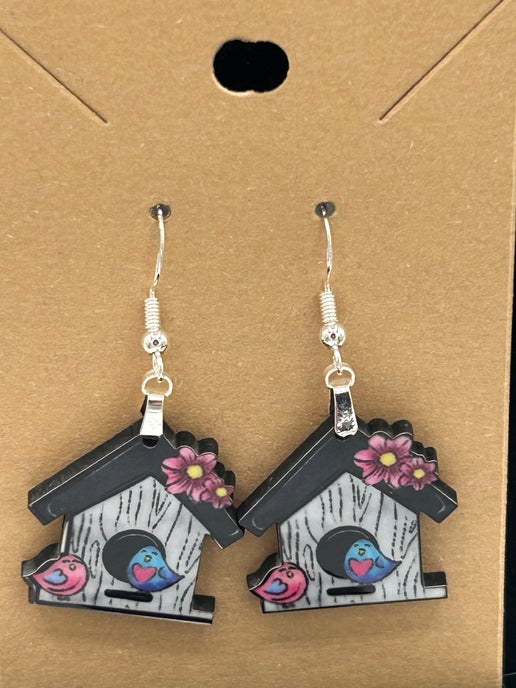 Birdhouse Shaped Earring