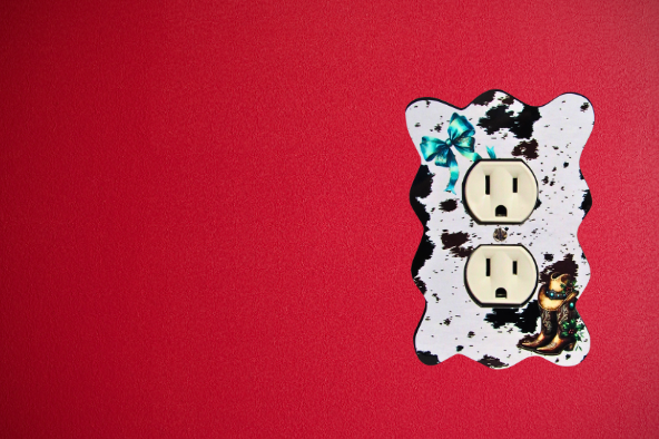 Wavy Edge Shaped Sublimated Outlet Cover