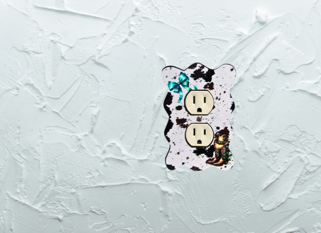 Wavy Edge Shaped Sublimated Outlet Cover